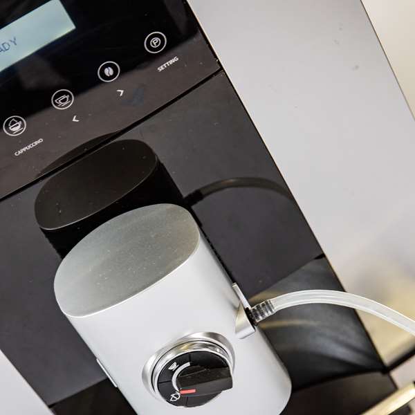 Facil F26 volautomatische espressomachine